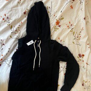 NWT Gap Black Zip Up Sweatshirt w/ Pockets